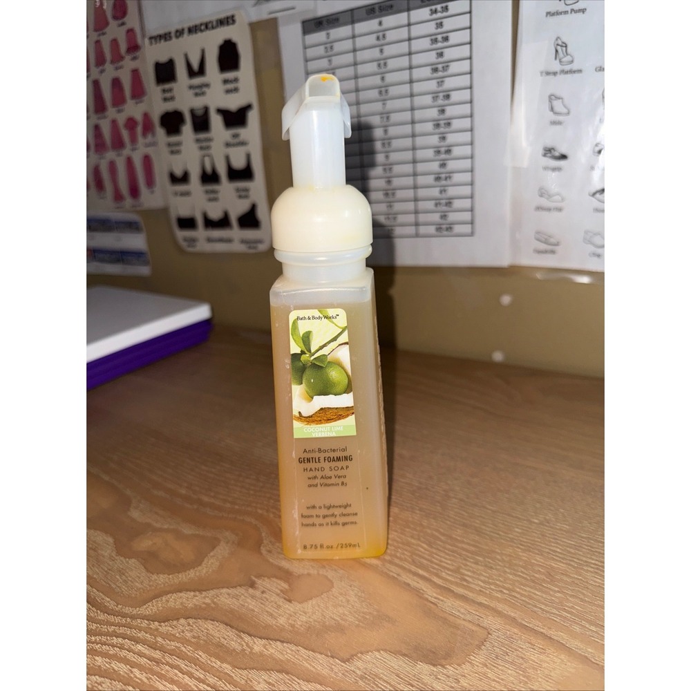 Bath & Body Works Foaming Gentle Hand Soap 8.75oz Coconut Lime Verbena Vtg 2003